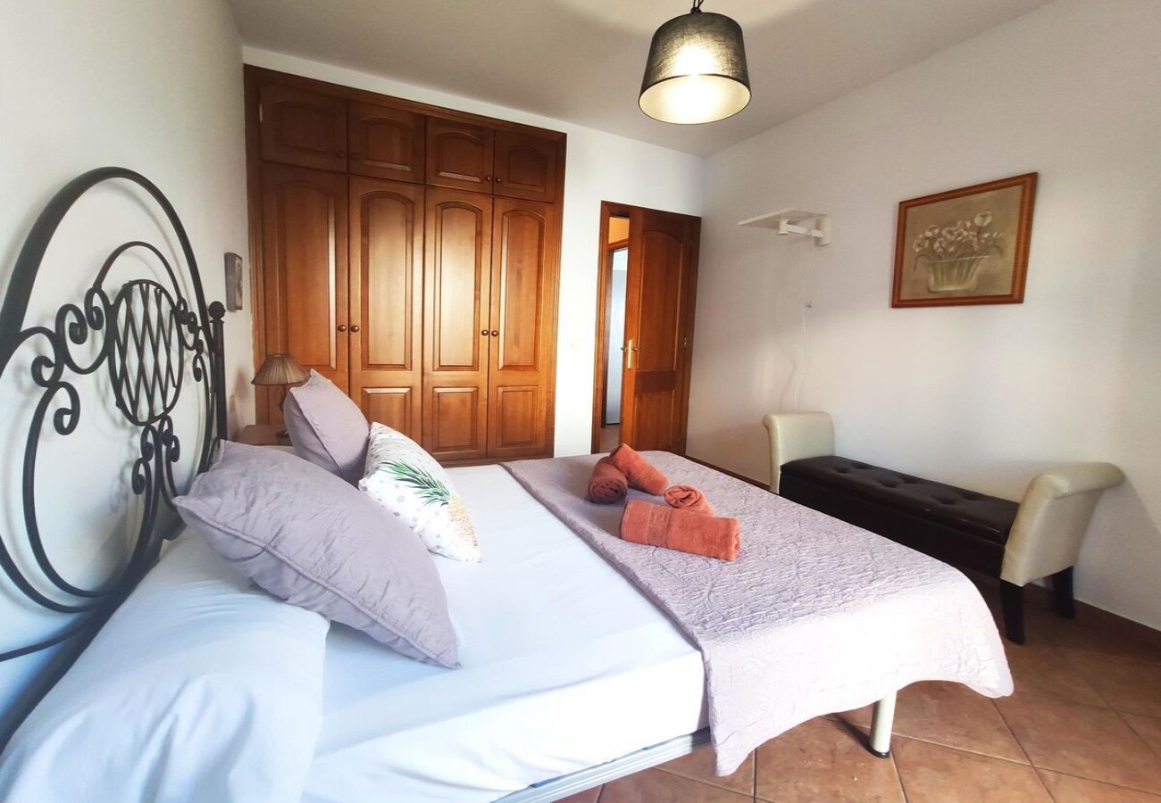 Apartment in Arrecife - La Chalana, two bedroom apartment in El Charco de San Ginés 