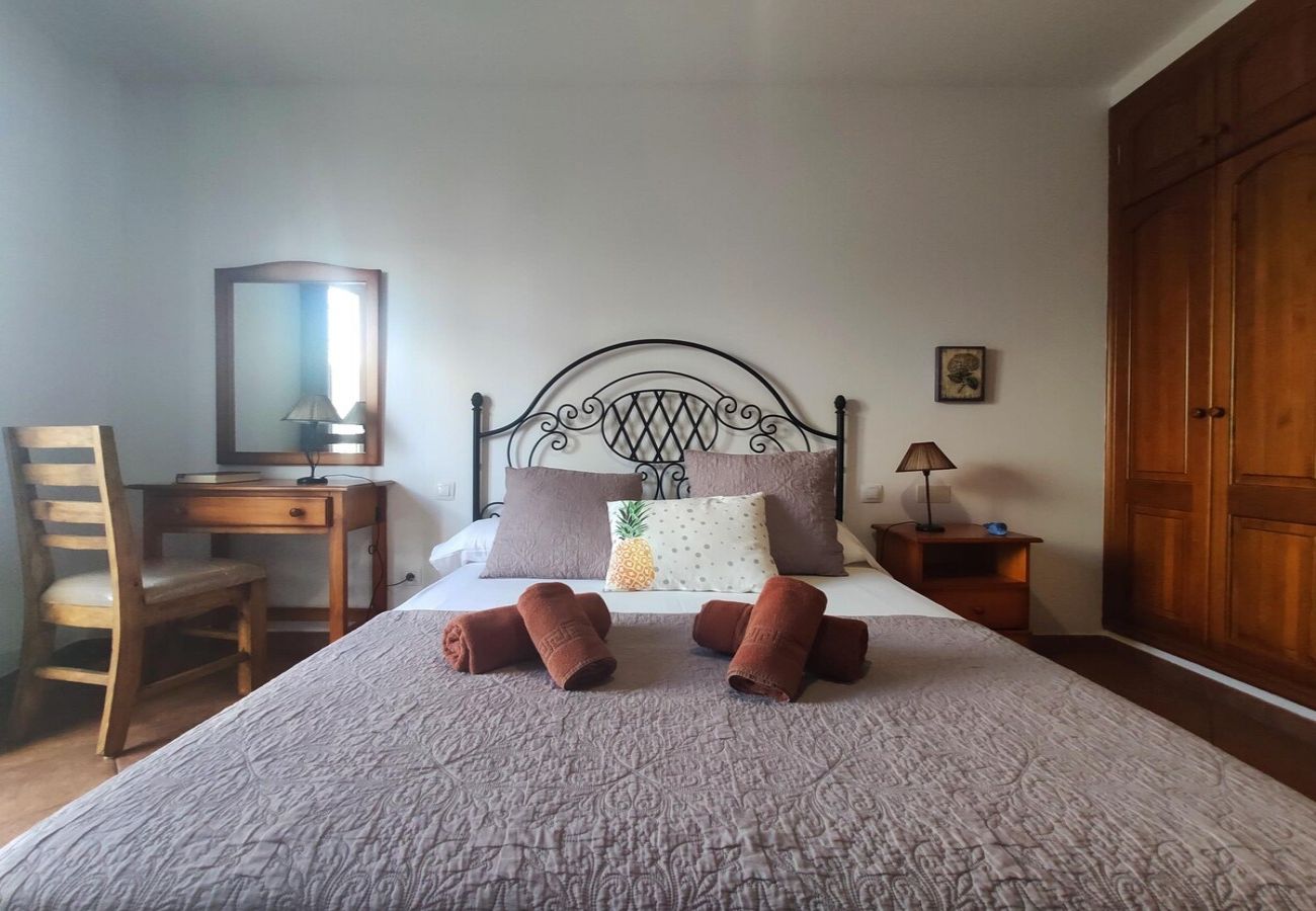 Apartment in Arrecife - La Chalana, two bedroom apartment in El Charco de San Ginés 