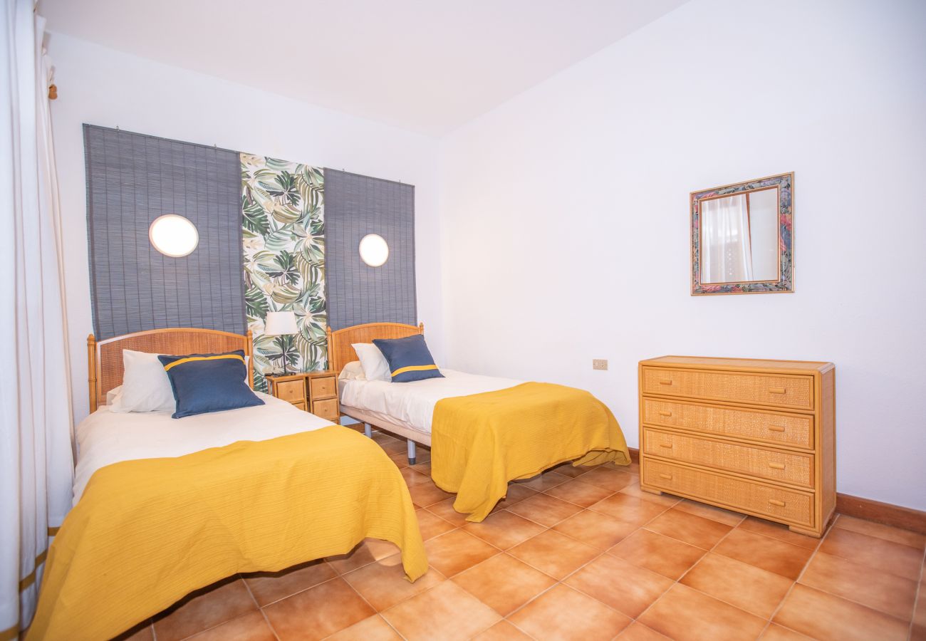Apartment in Santiago del Teide - Apartment in Lanzarote with views of 