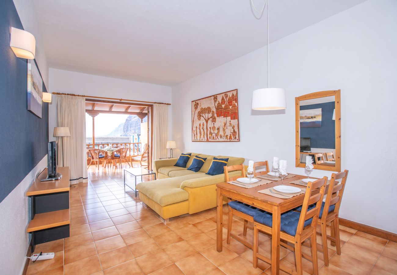 Apartment in Santiago del Teide - Apartment in Lanzarote with views of 
