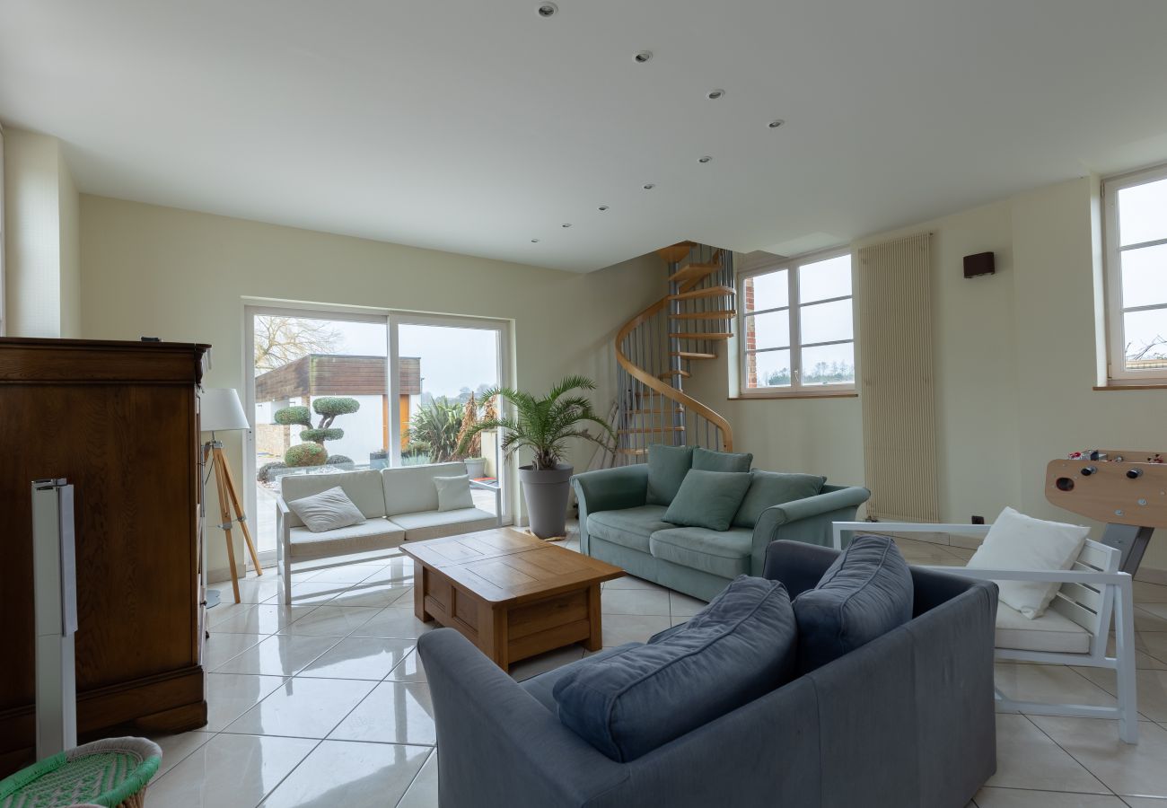Villa in Teillé - L'Ecolière - Piscine - 14 pers. - Rêve au Mans