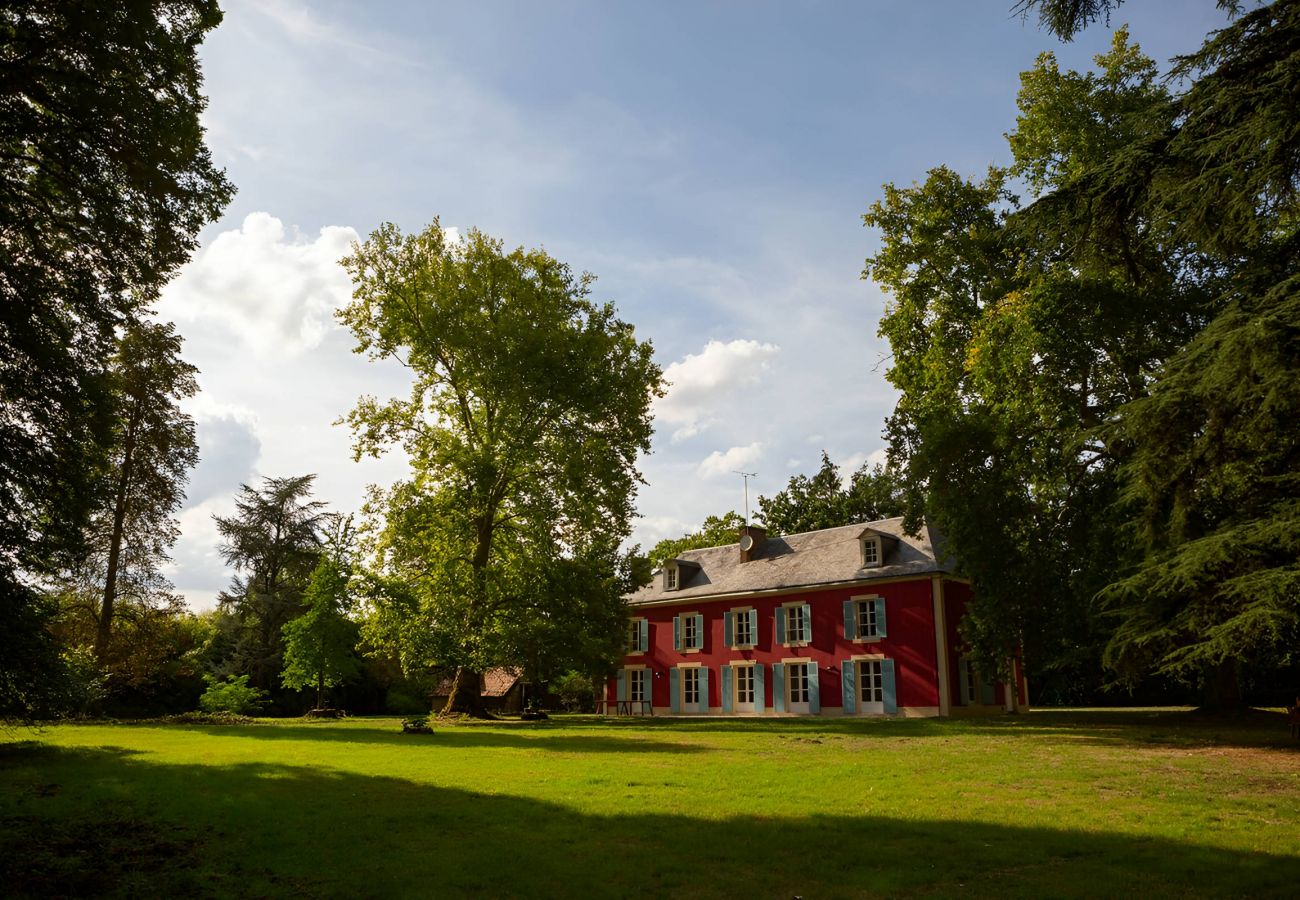Villa in Mulsanne - La Maison des Pilotes - Jardin - 16 pers. - Rêve au Mans