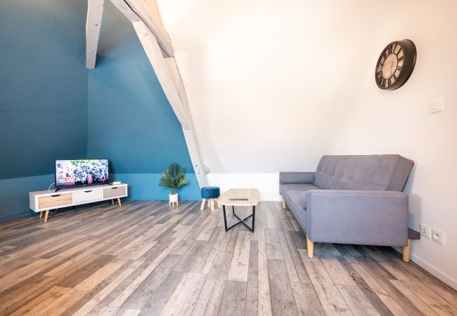 Apartment in Le Mans - L'Iris - Centre-ville - 4 pers. - Rêve au Mans Apartment in Le Mans - L'Iris - Centre-ville - 4 pers. - Rêve au Mans