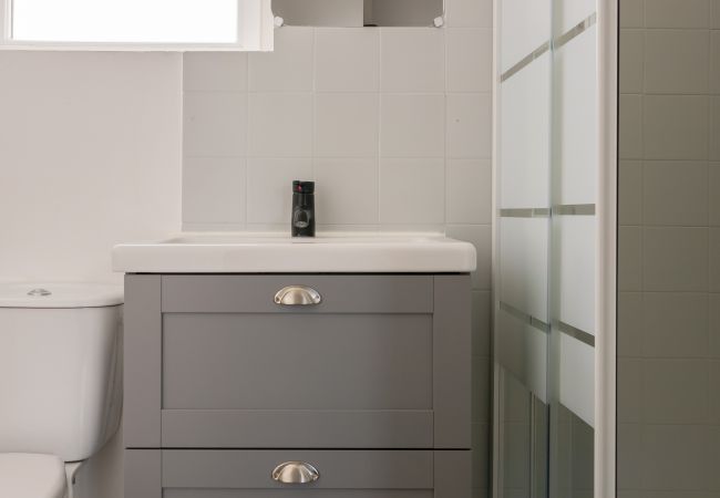 Apartment in Le Mans - Aux Lilas - Centre-ville - 5 pers. - Rêve au Mans Apartment in Le Mans - Aux Lilas - Centre-ville - 5 pers. - Rêve au Mans