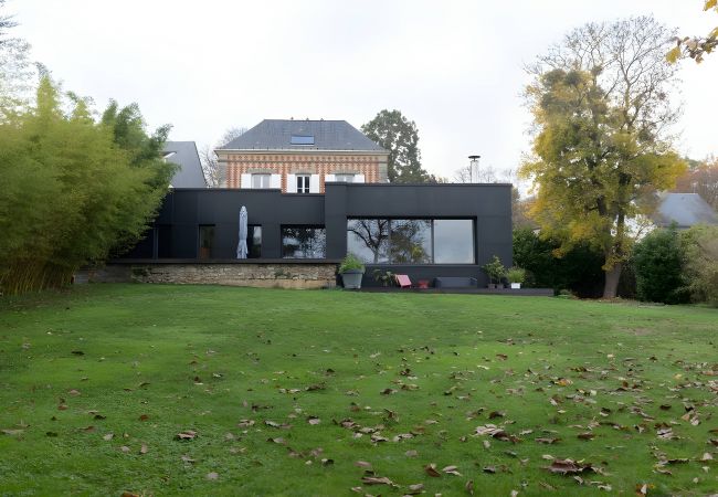 Villa in Le Mans - Villa Isaac - Luxe - 16 pers. - Rêve au Mans Villa in Le Mans - Villa Isaac - Luxe - 16 pers. - Rêve au Mans
