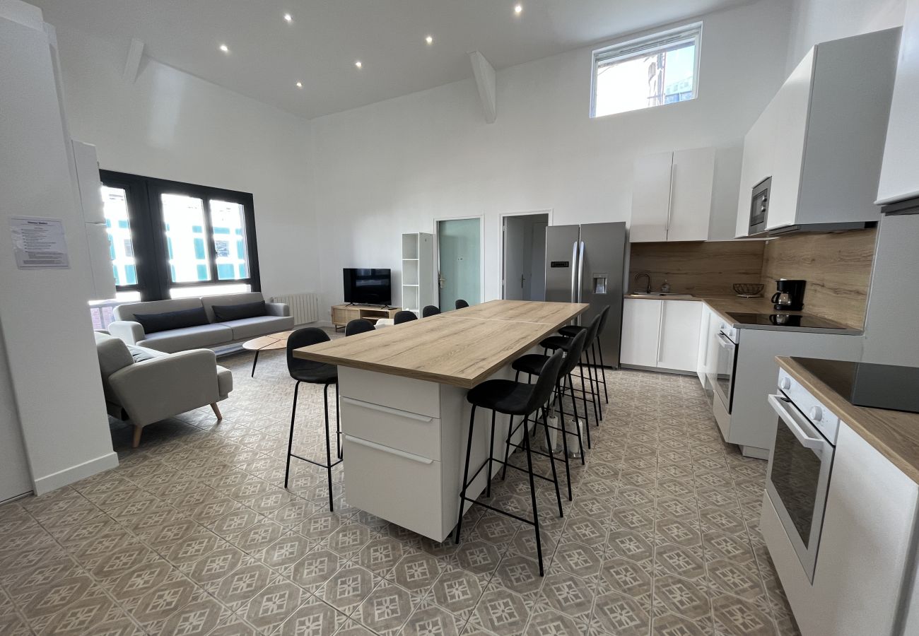 Apartment in Le Mans - Le Galant - Terrasse - 16 pers. - Rêve au Mans