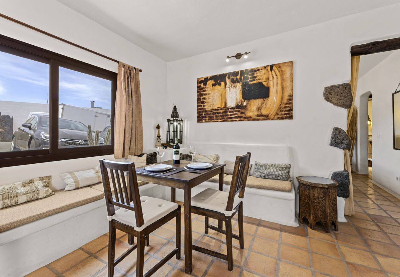 Apartment in Las Breñas - 