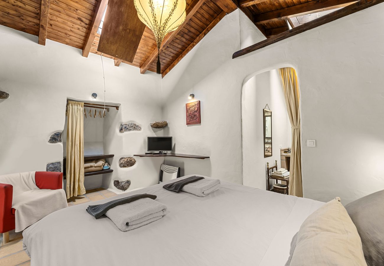 Apartment in Las Breñas - Jaretas - Apartamento rural con piscina 