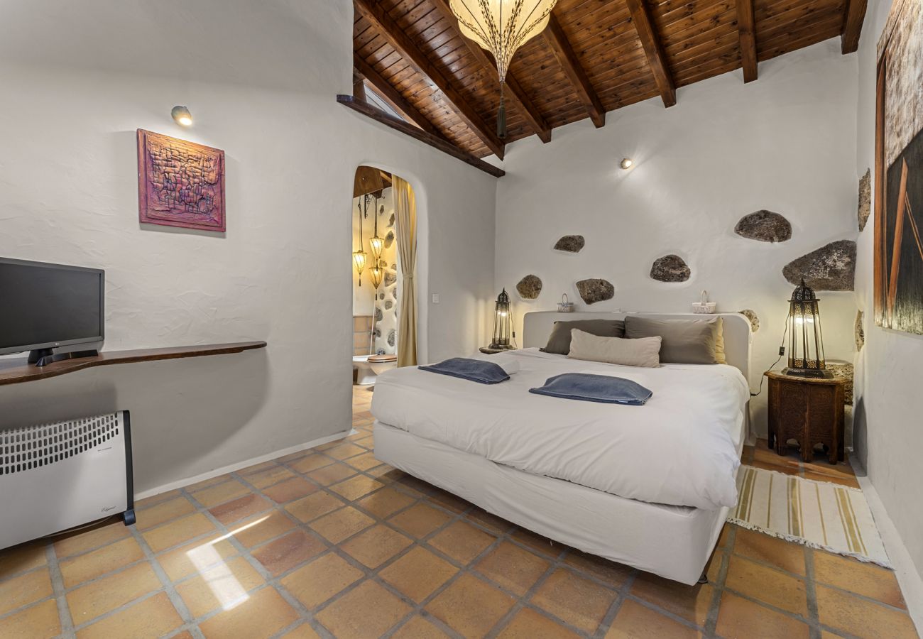 Apartment in Las Breñas - Jaretas - Apartamento rural con piscina 