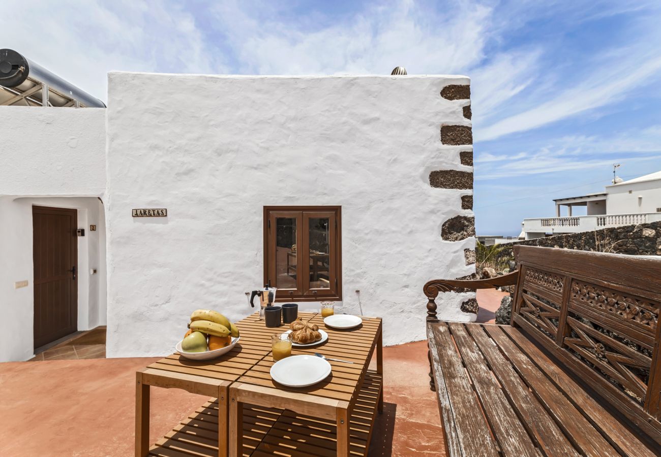 Apartment in Las Breñas - Jaretas - Apartamento rural con piscina 