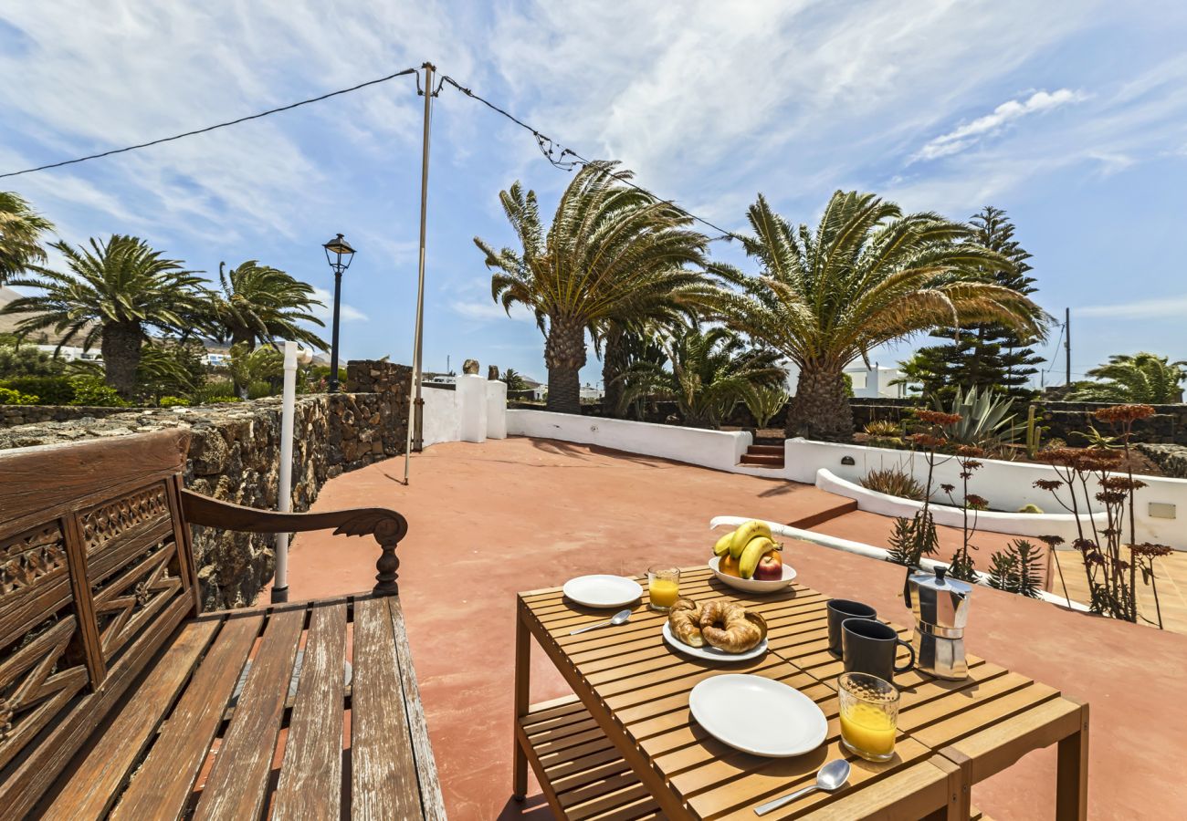 Apartment in Las Breñas - Jaretas - Apartamento rural con piscina 