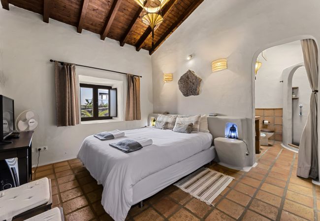 Apartment in Las Breñas - Maretas - Apartamento rural con piscina Apartment in Las Breñas - Maretas - Apartamento rural con piscina