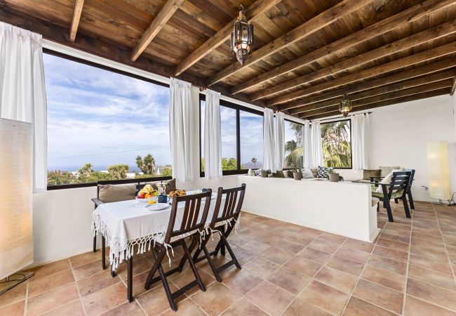 Apartment in Las Breñas - Maretas - Apartamento rural con piscina Apartment in Las Breñas - Maretas - Apartamento rural con piscina