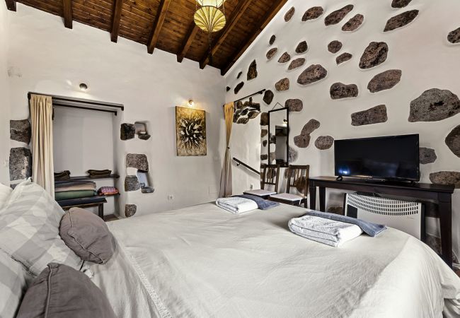 Apartment in Las Breñas - Maretas - Apartamento rural con piscina Apartment in Las Breñas - Maretas - Apartamento rural con piscina