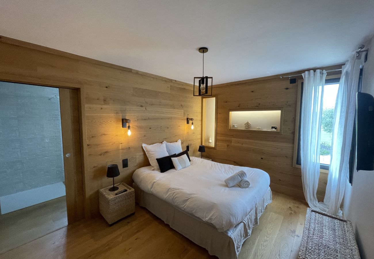 Villa in Saint-Corneille - Le Yucca Spa - Jacuzzi - 8p - Rêve au Mans 