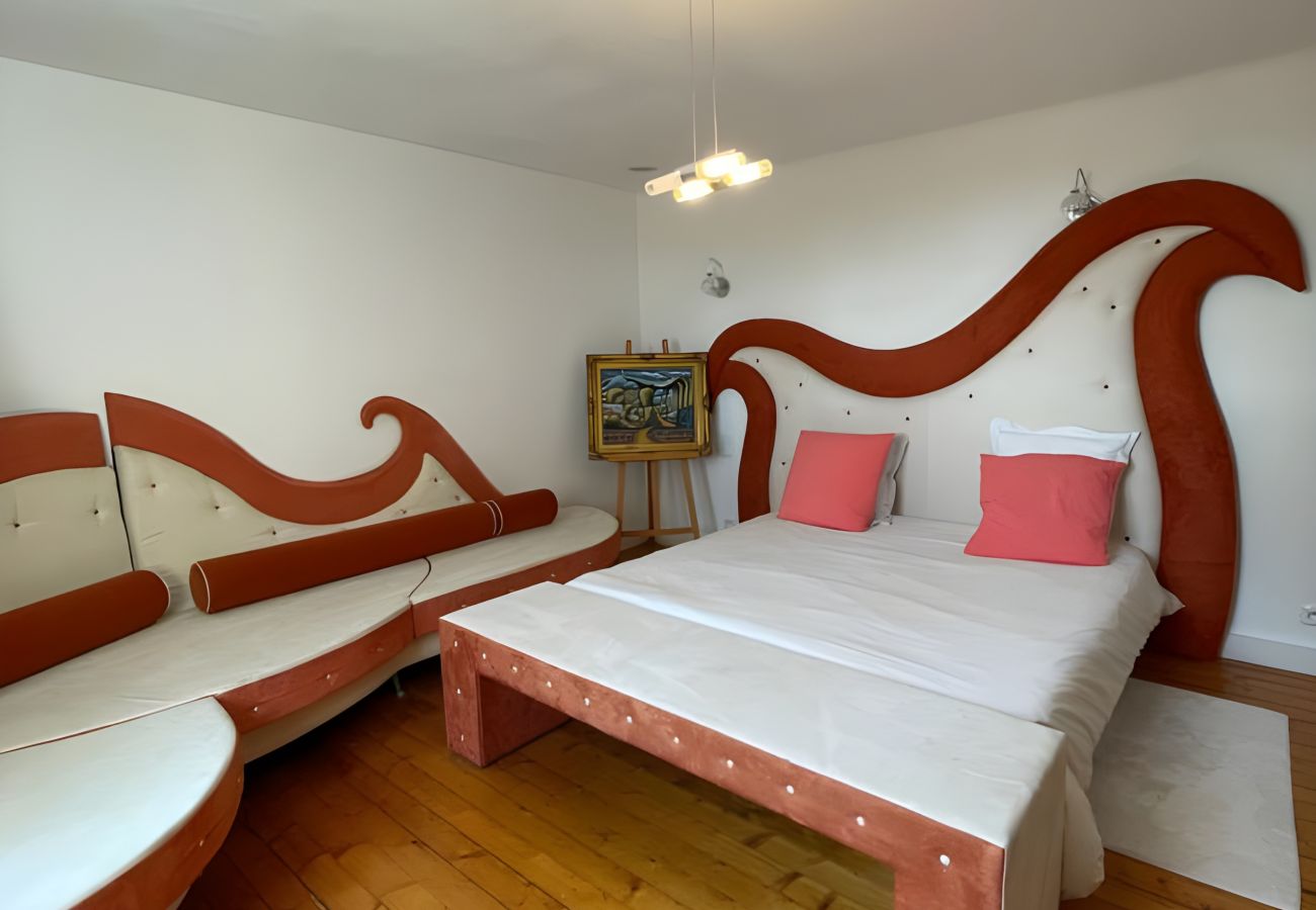 Country house in Saint-Pavace - Domaine de la Belvaudière - 22 Pers. - Piscine - Luxe -Rêve au Mans