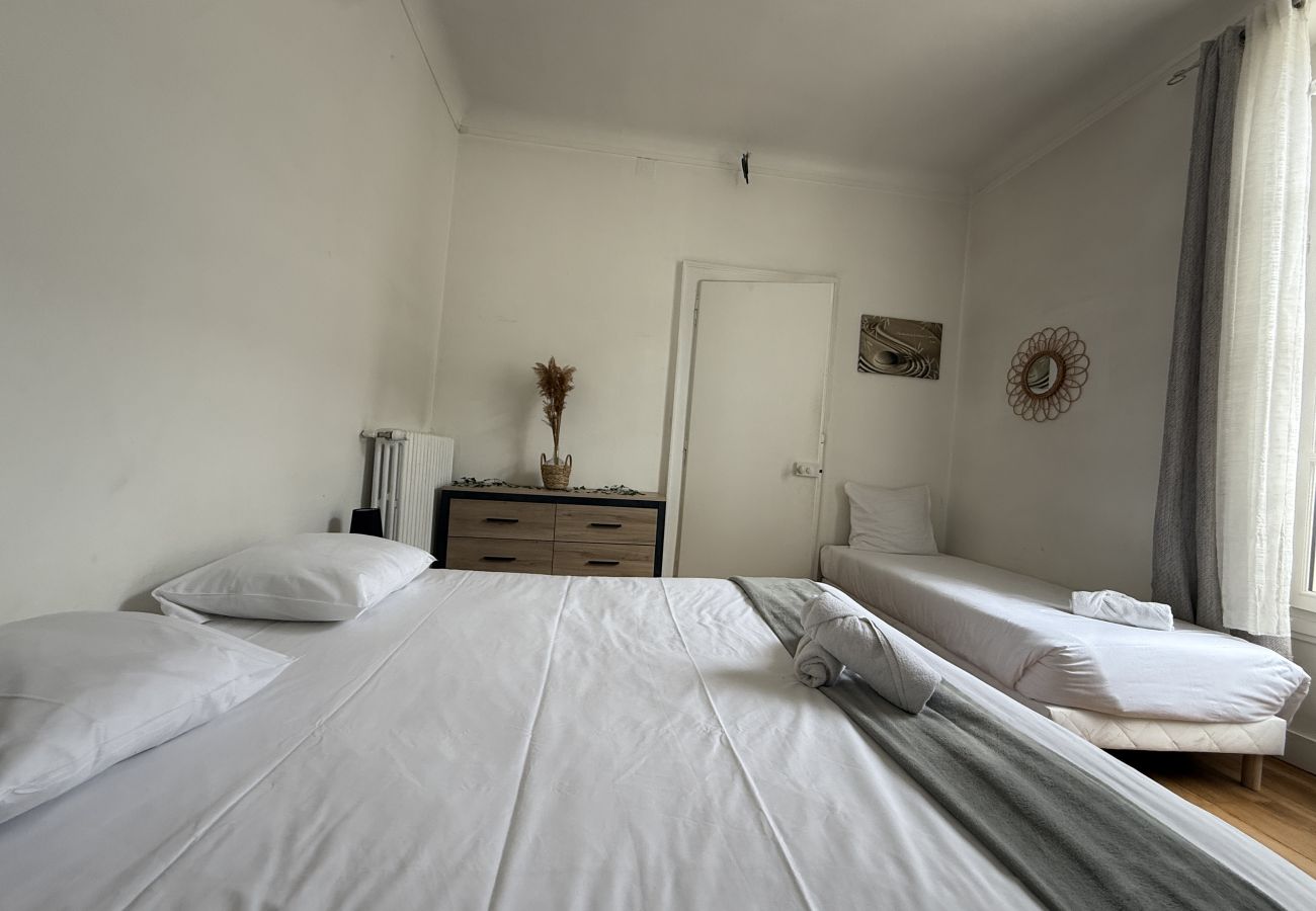 Apartment in Ecommoy - Le Central - Proche du Circuit - 5 pers. - Rêve au Mans