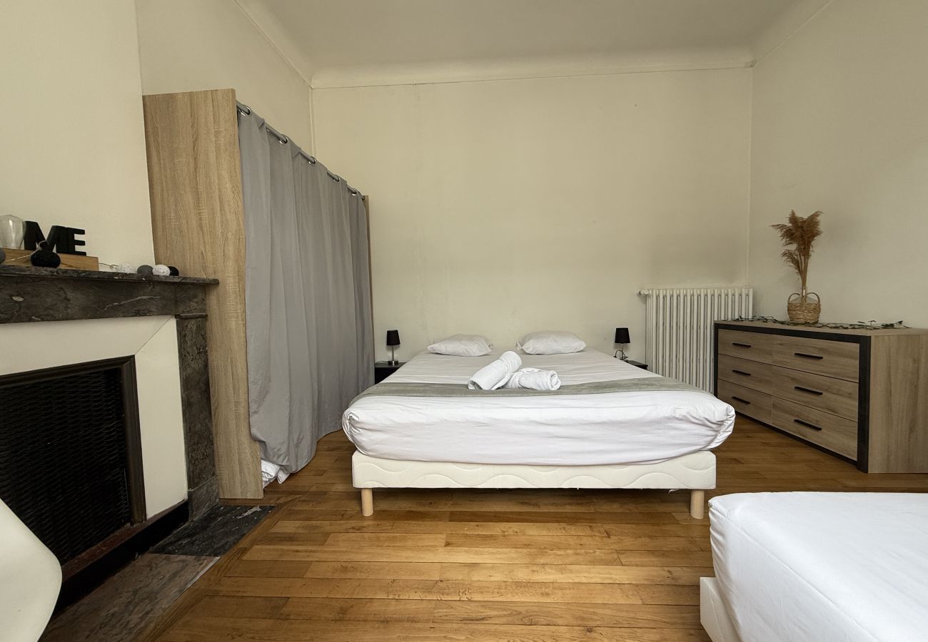 Apartment in Ecommoy - Le Central - Proche du Circuit - 5 pers. - Rêve au Mans