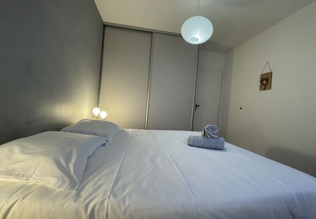 Apartment in Le Mans - L'Olympe - Balcon - Centre-ville - 4 pers. - Rêve au Mans Apartment in Le Mans - L'Olympe - Balcon - Centre-ville - 4 pers. - Rêve au Mans