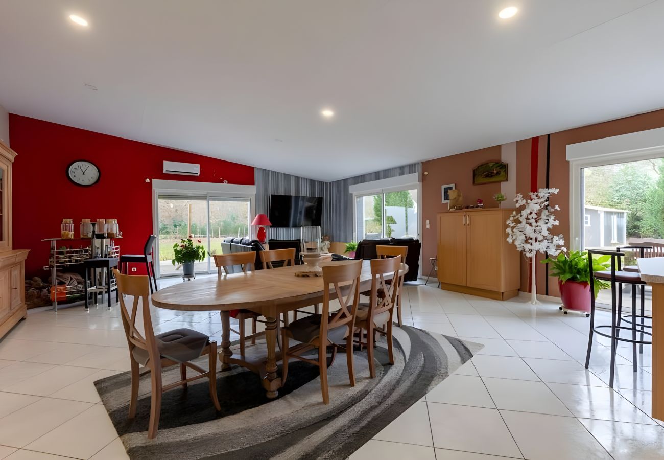 House in Guécélard - Le Bois d'Ourne - Piscine - 7 pers. - Rêve au Mans