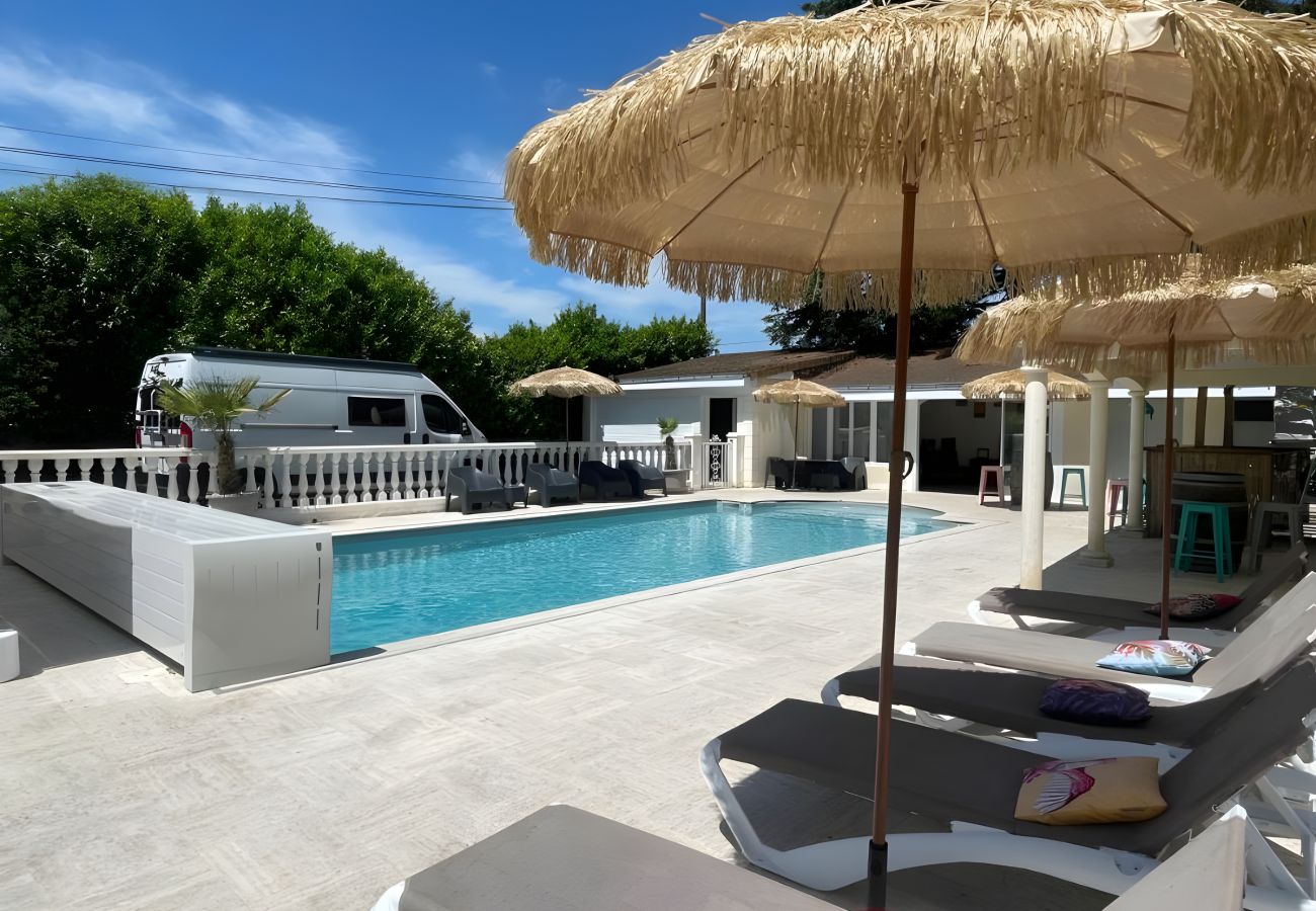 Studio in Spay - Le Pacha - Piscine - 2 pers. - Rêve au mans