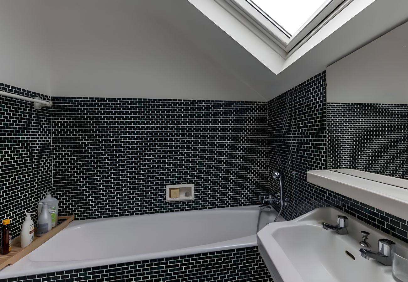 Villa in Le Mans - Le Serengeti - Piscine - 9 pers - Rêve au Mans 