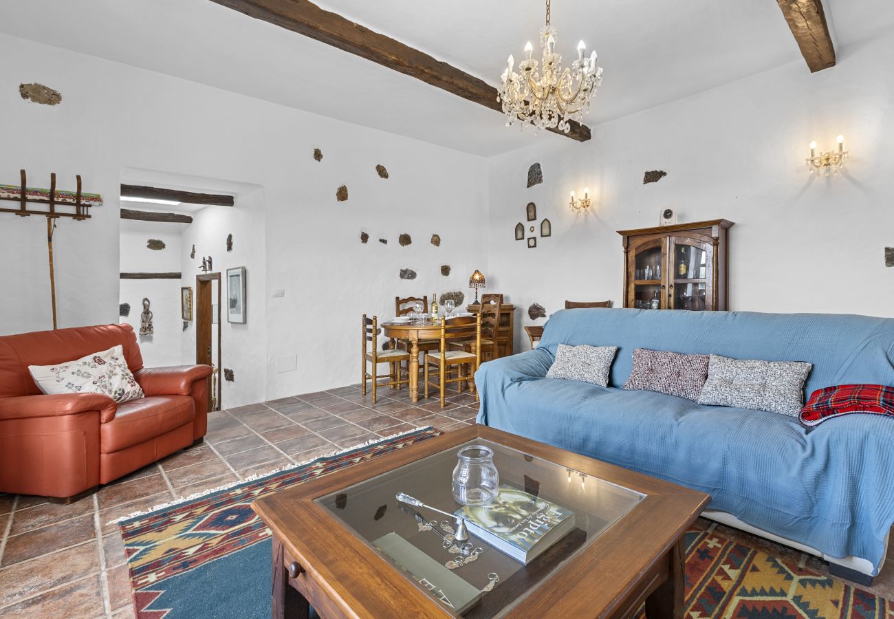 Cottage in La Vegueta - Casa El Burro | Rural House in Lanzarote - Spain