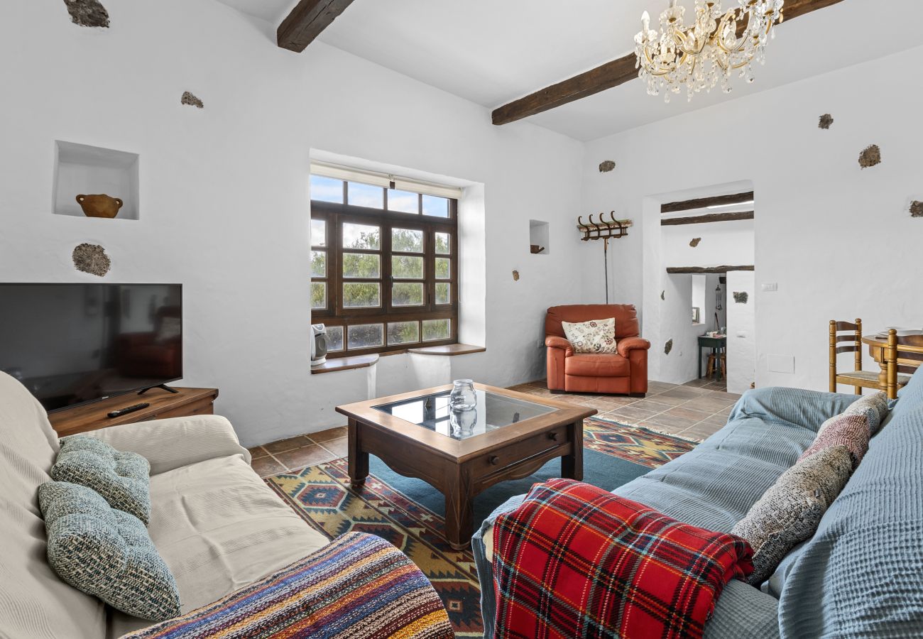 Cottage in La Vegueta - Casa El Burro | Rural House in Lanzarote - Spain