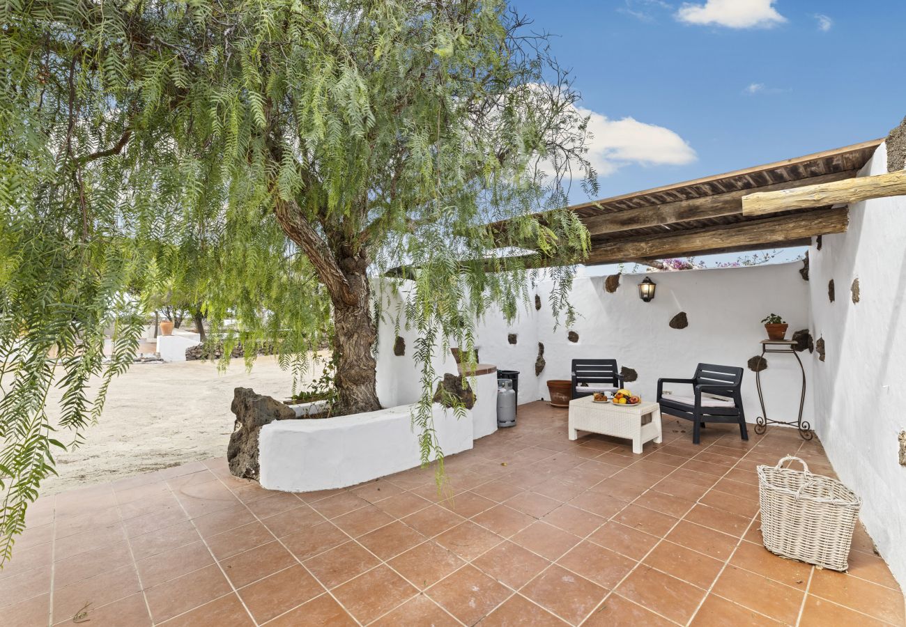 Cottage in La Vegueta - Casa El Burro | Rural House in Lanzarote - Spain