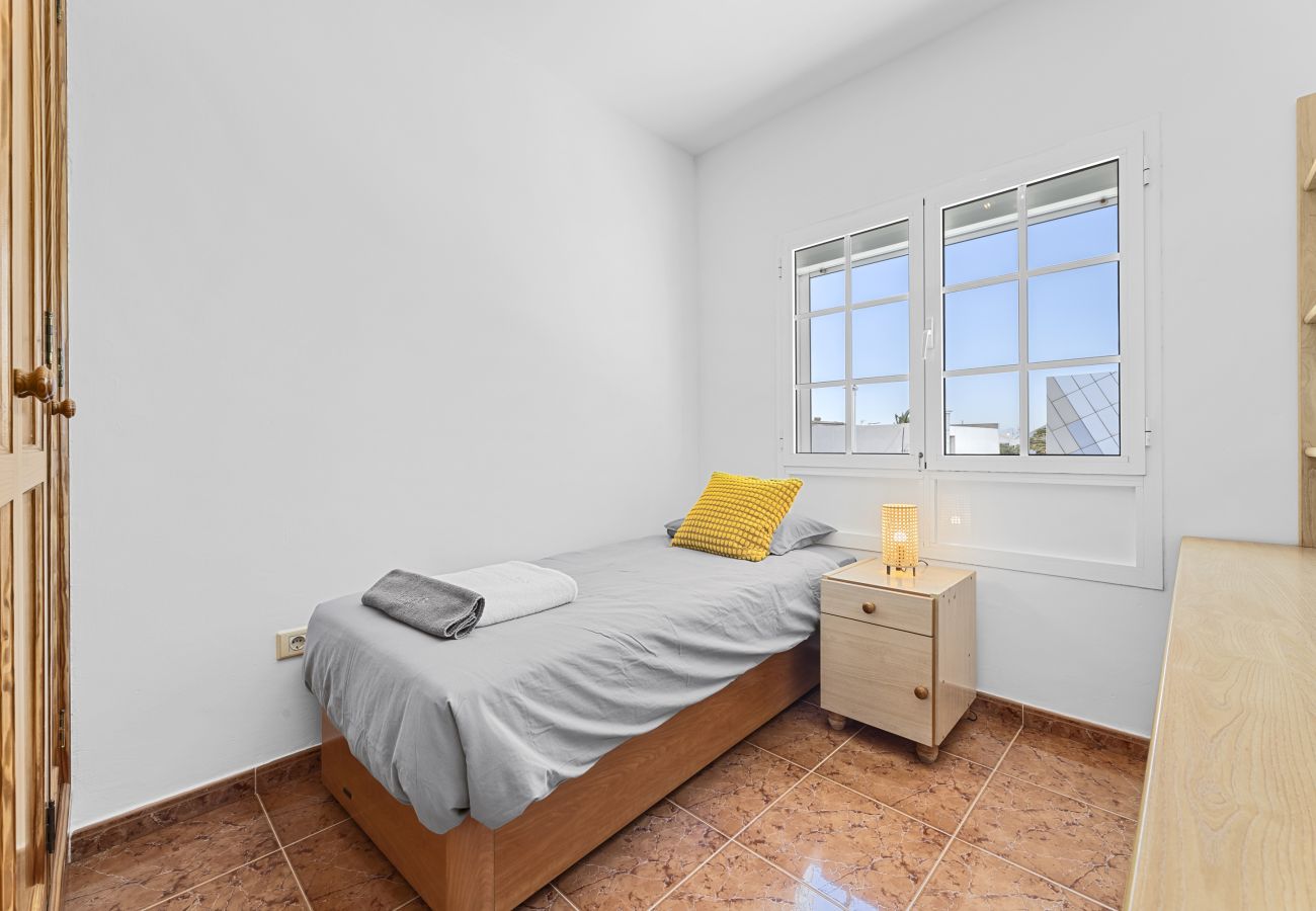 House in Playa Honda - Casa Merlín | Holiday Home in Lanzarote - Spain