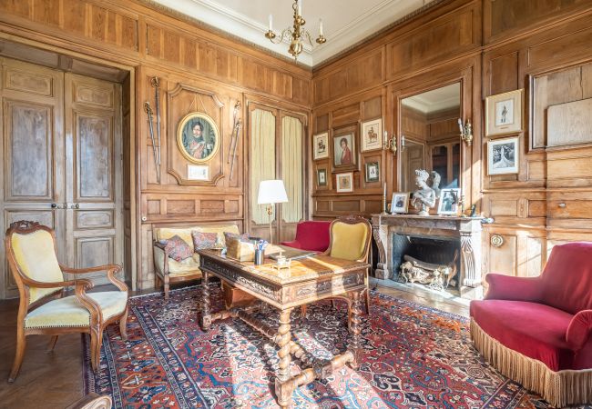 Country house in Dangeul - Château de Dangeul - Pittoresque - 14p - Rêve au Mans Country house in Dangeul - Château de Dangeul - Pittoresque - 14p - Rêve au Mans