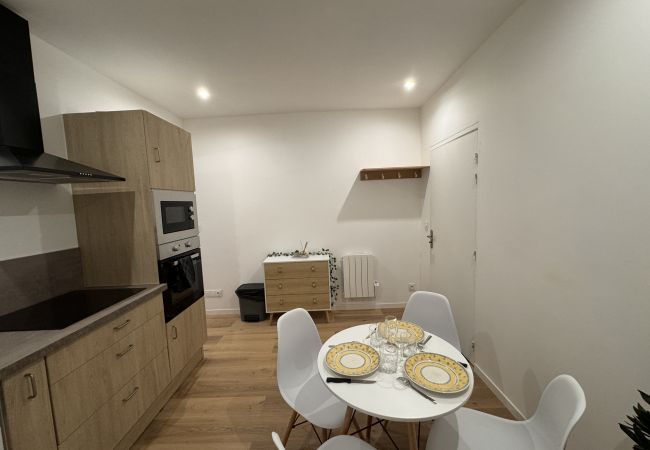 Apartment in Ecommoy - Le Cocon - 3p-Centre - Cosy - Rêve au Mans Apartment in Ecommoy - Le Cocon - 3p-Centre - Cosy - Rêve au Mans