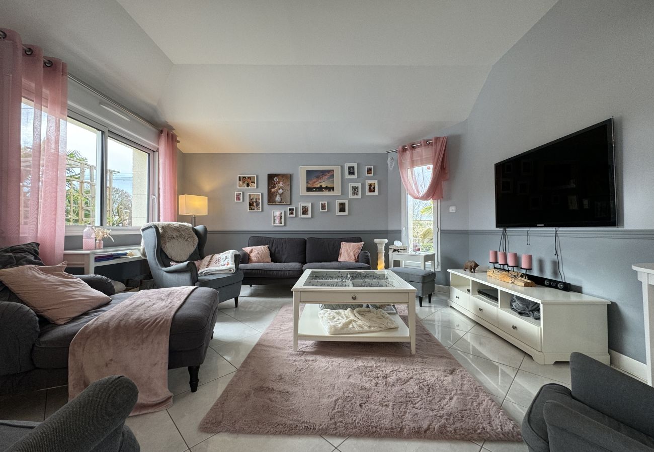 House in Saint-Gervais-en-Belin - La Villa des roses