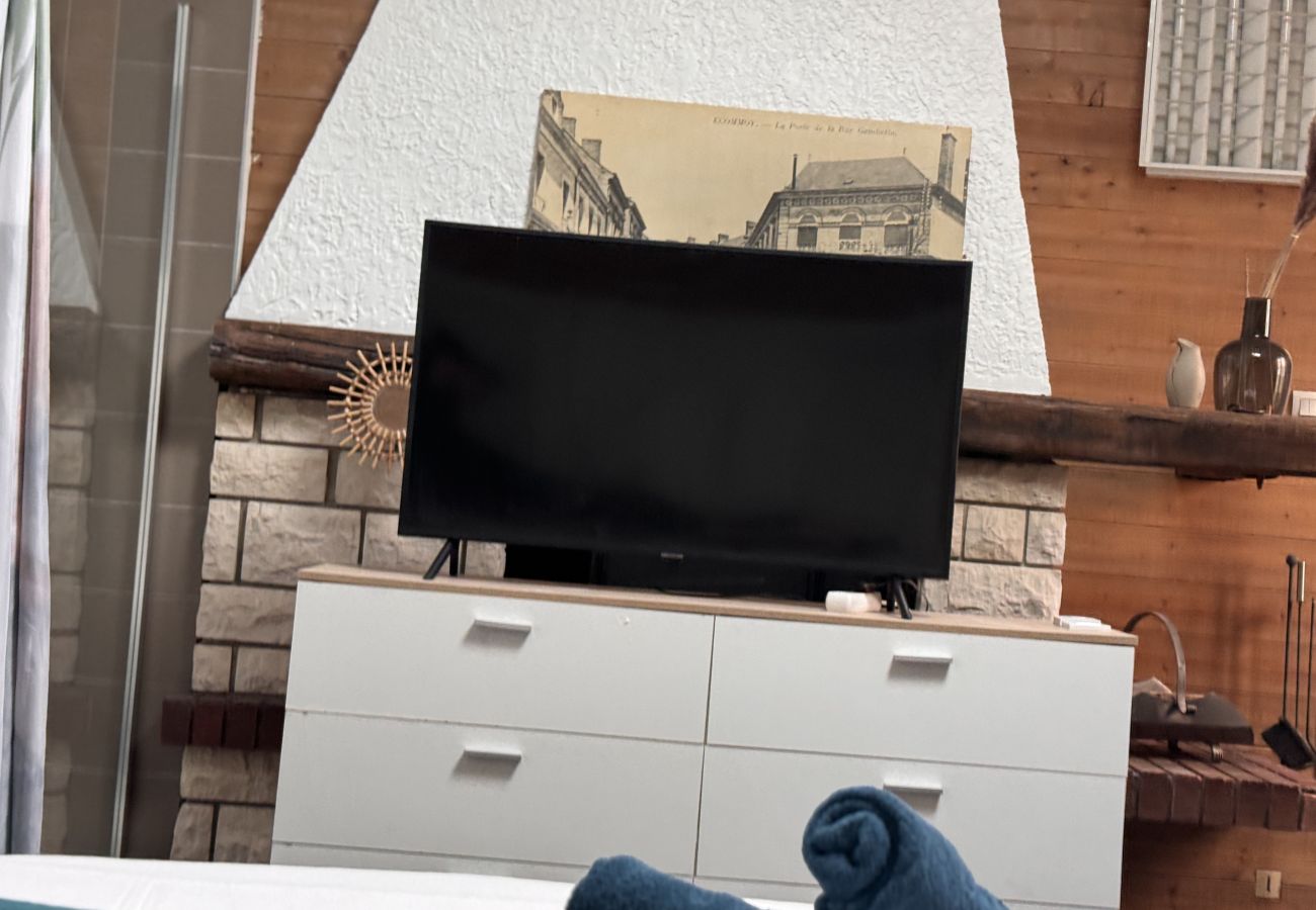 Apartment in Ecommoy - L'Agréable - Suite - Circuit - Rêve au Mans