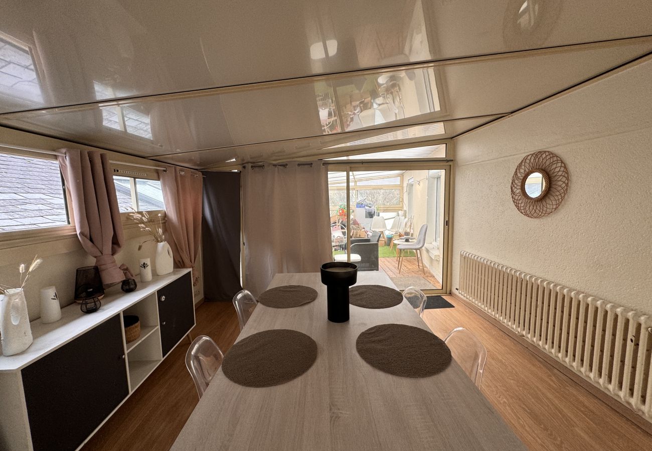 Apartment in Ecommoy - L'Agréable - Suite - Circuit - Rêve au Mans