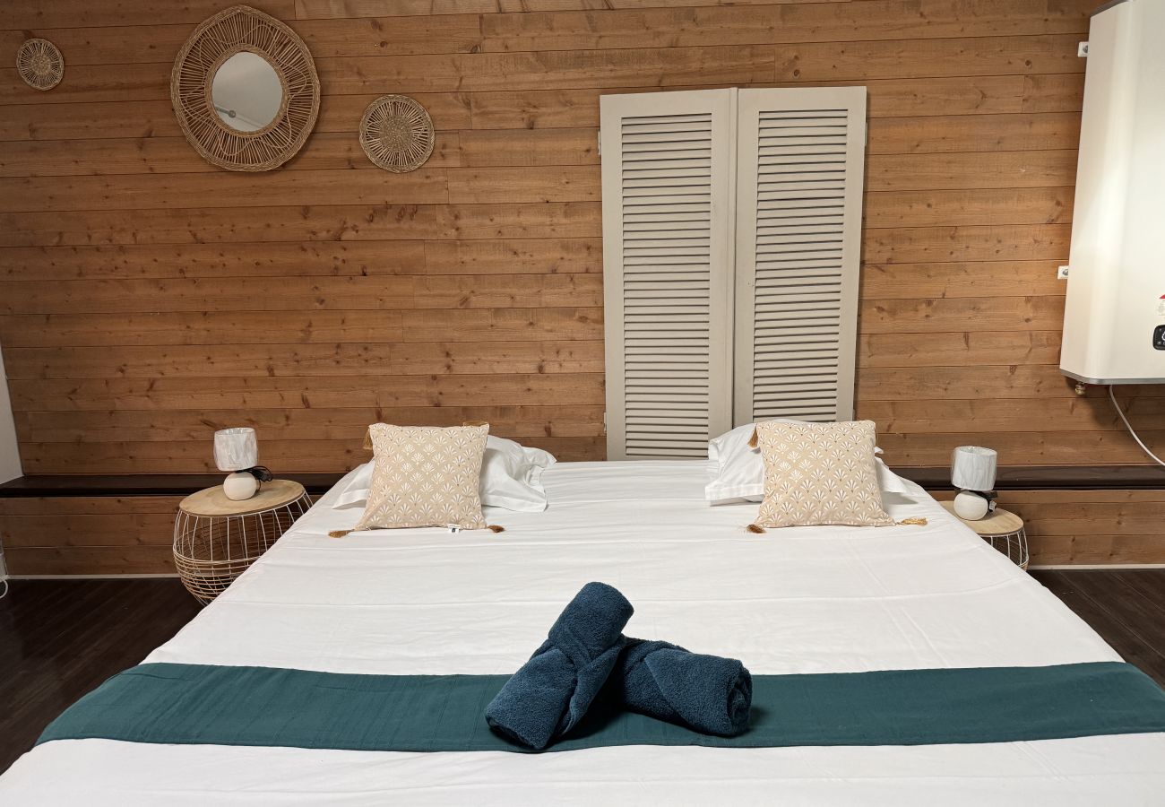 Apartment in Ecommoy - L'Agréable - Suite - Circuit - Rêve au Mans