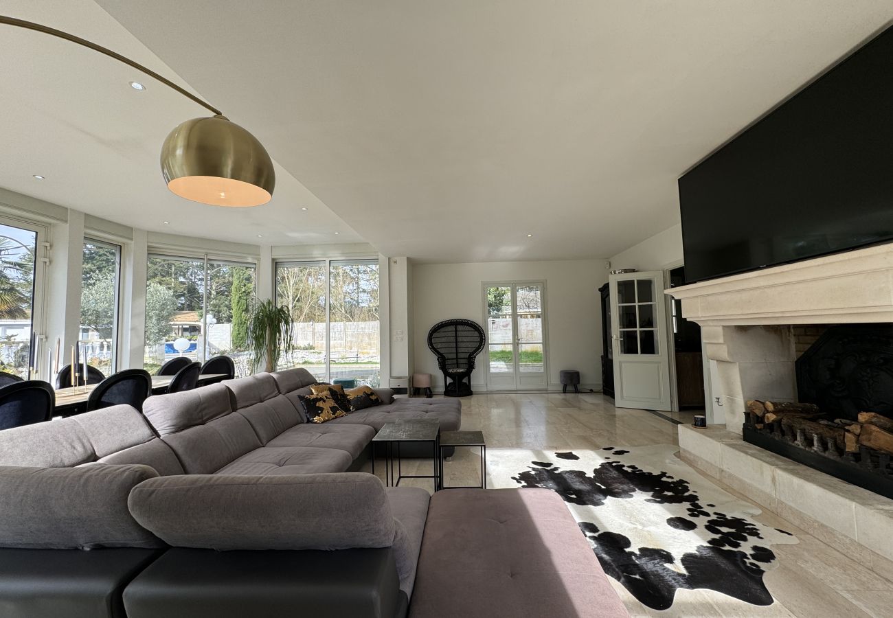 House in Spay - Le Domaine des 24 Heures