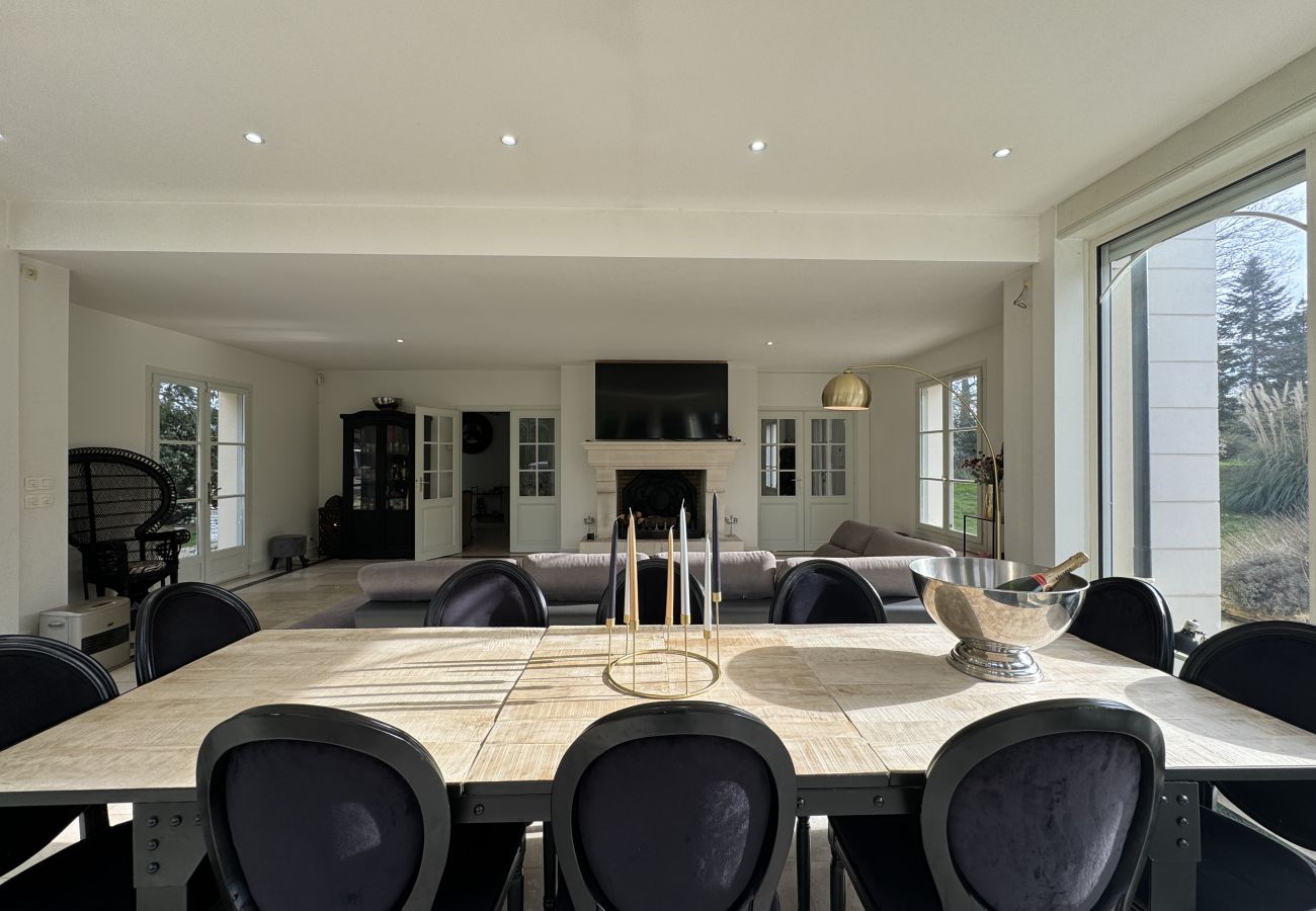 House in Spay - Le Domaine des 24 Heures