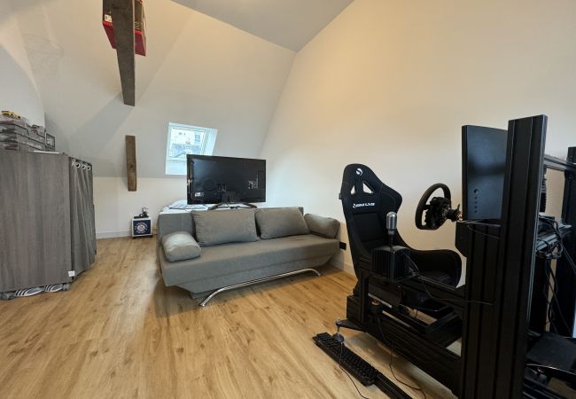House in Le Mans - Le Garage des 24 heure House in Le Mans - Le Garage des 24 heure