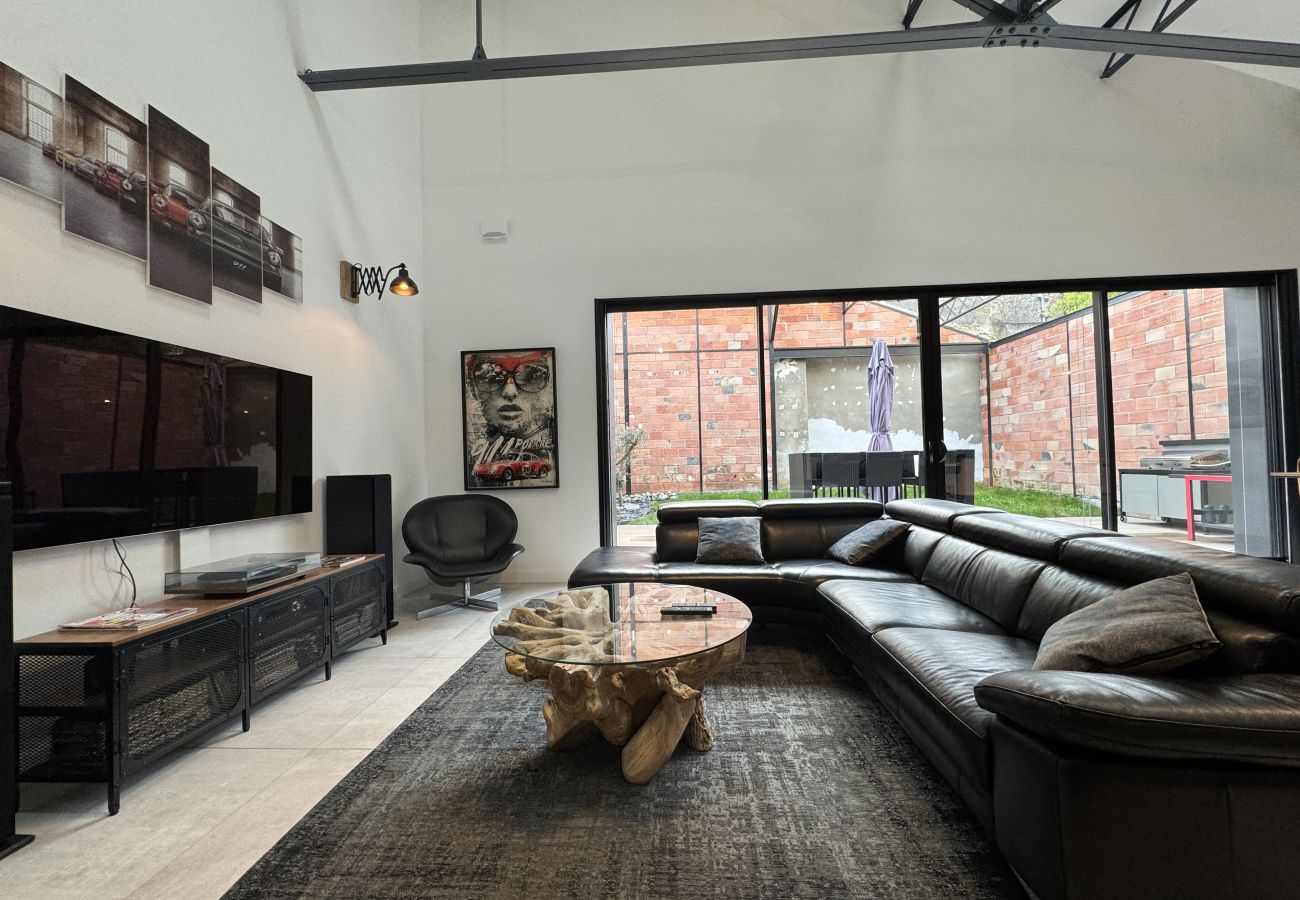 House in Le Mans - Le Garage des 24 heure