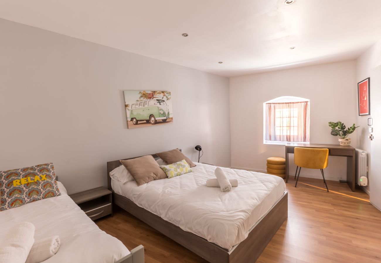 Villa in Le Mans - Villa Barillerie 1870 - Centre - 24 personnes