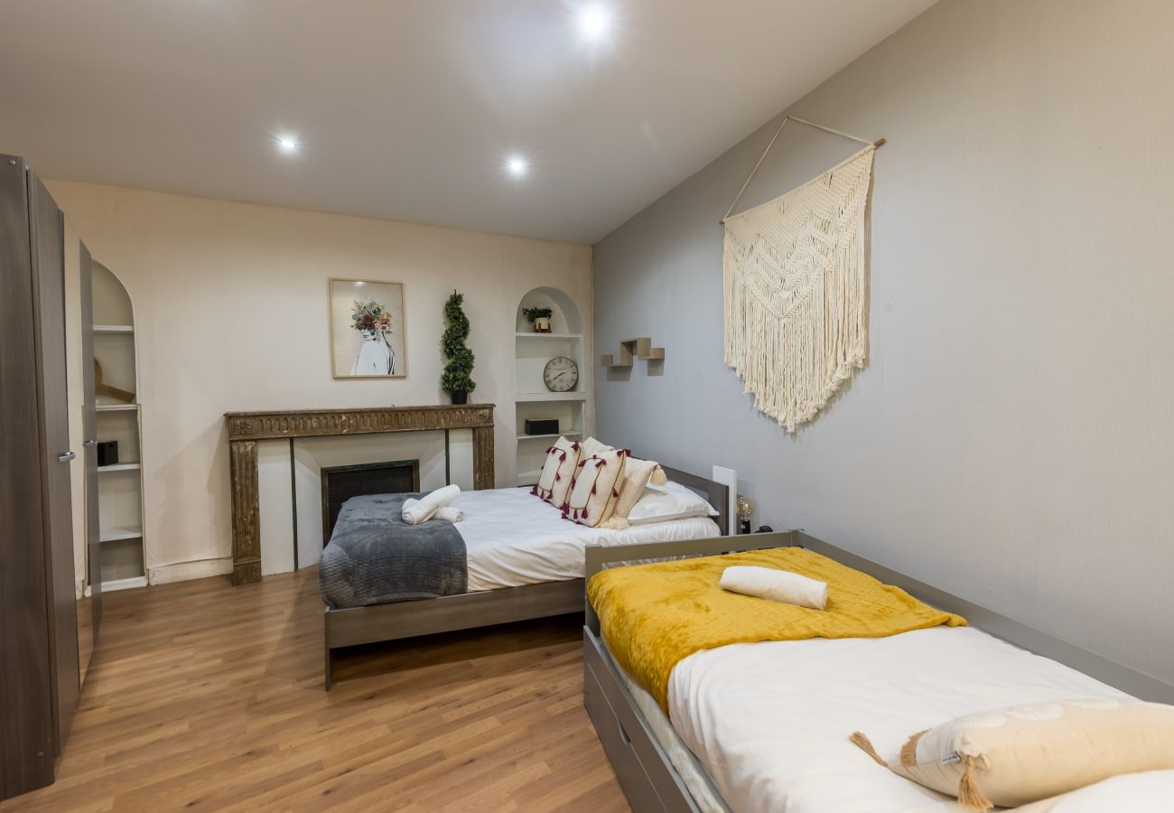 Villa in Le Mans - Villa Barillerie 1870 - Centre - 24 personnes