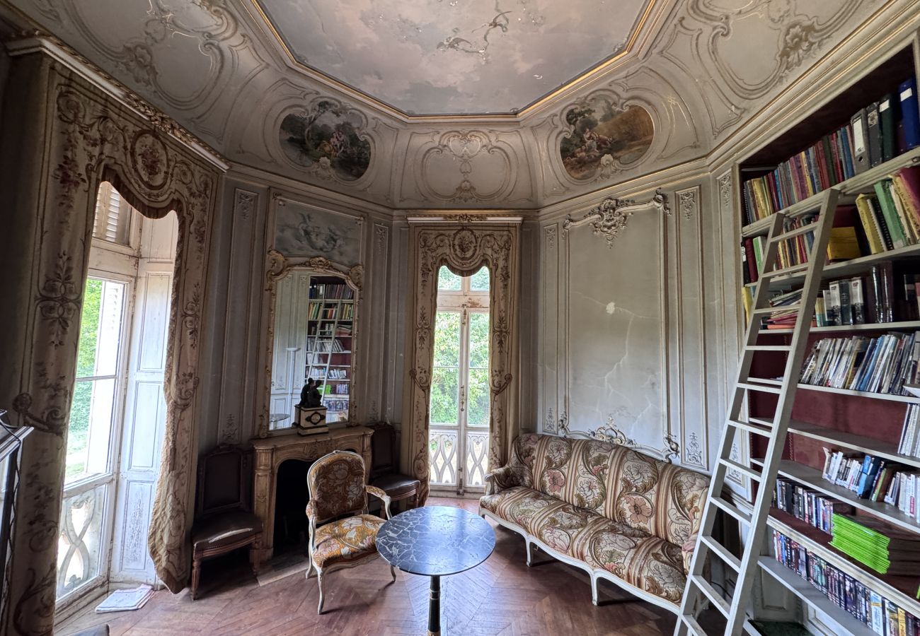 Country house in Maigné - Château de Resteau - Haut de Gamme - 15 pers - Rêve au Mans