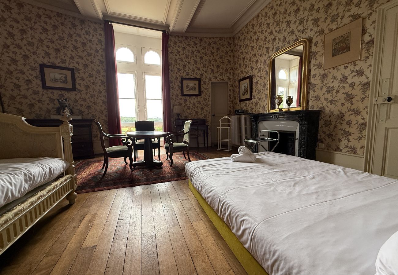 Country house in Maigné - Château de Resteau - Haut de Gamme - 15 pers - Rêve au Mans