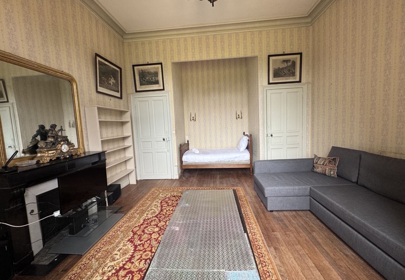 Country house in Maigné - Château de Resteau - Haut de Gamme - 15 pers - Rêve au Mans