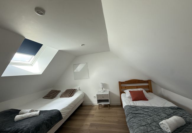 Apartment in Ecommoy - Le Pigeon Voyageur - 8p - Circuit - Rêve au Mans Apartment in Ecommoy - Le Pigeon Voyageur - 8p - Circuit - Rêve au Mans