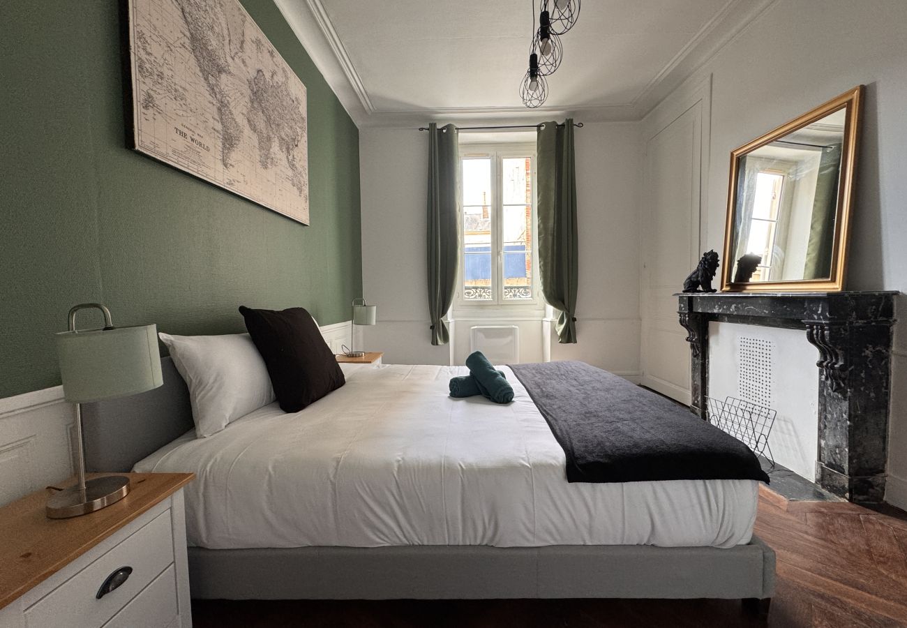 Apartment in Le Mans - Sherlock Holmes - Home - 4 pers - Rêve au Mans