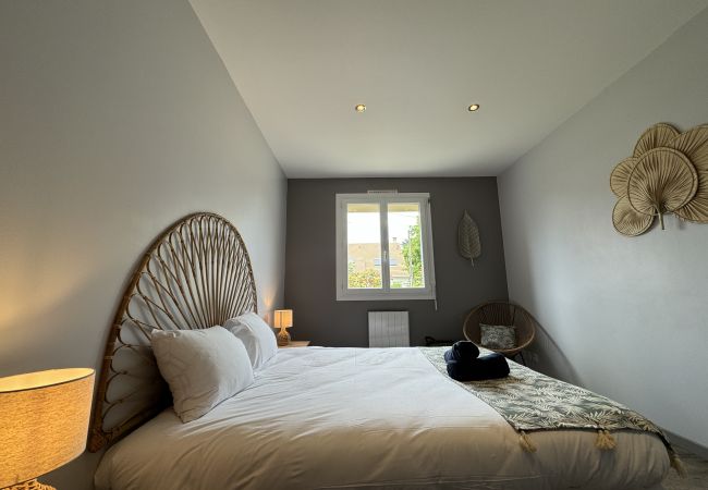 House in Arnage - Maison de la tourelles  House in Arnage - Maison de la tourelles