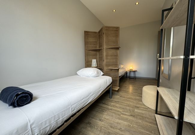 House in Arnage - Maison de la tourelles  House in Arnage - Maison de la tourelles