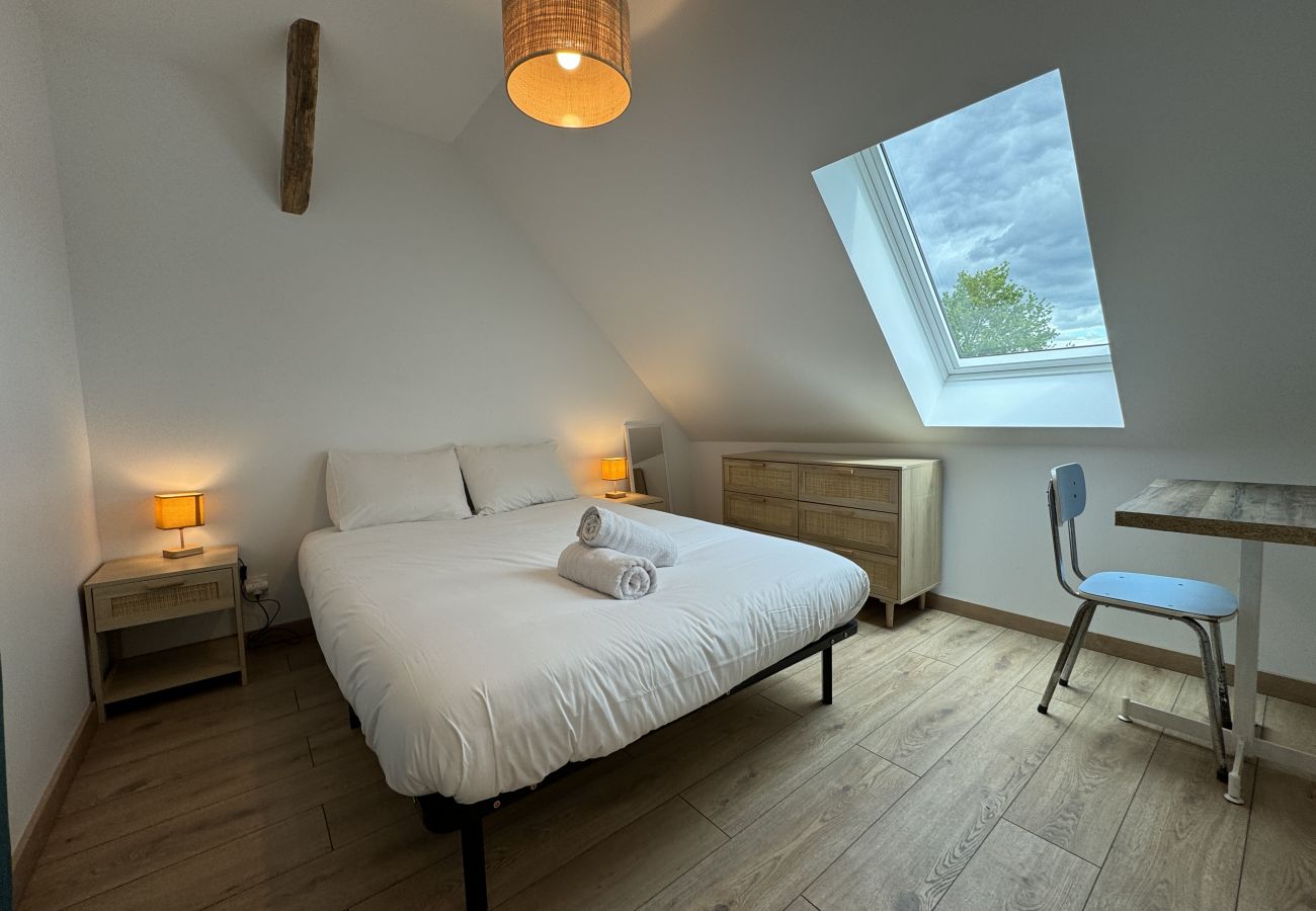 Cottage in Saint-Vincent-du-Lorouër - La Paquerie - Gîte - Campagne - 12 pers - Rêve au Mans